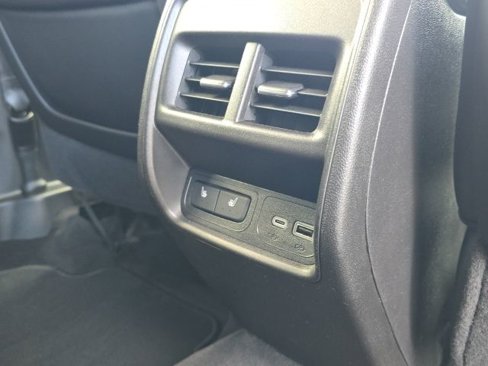 Used 2025 Cadillac XT4 Sport image 17