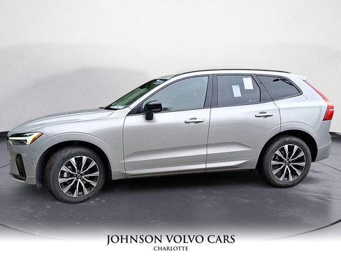 Certified 2025 Volvo XC60 B5 Plus image 11