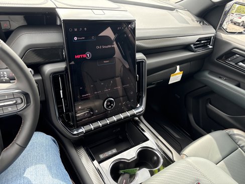 New 2026 GMC Yukon XL AT4 w/ AT4 Premium Plus Package image 22
