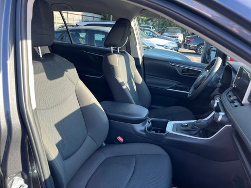 Used 2025 Toyota RAV4 LE image 35