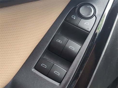 New 2026 Chevrolet Equinox ACTIV w/ Convenience Package III image 24