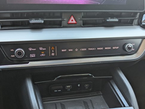 Certified 2023 Kia Sportage EX w/ EX Premium Package image 26