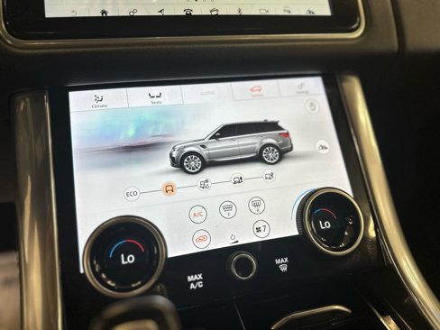 Used 2020 Land Rover Range Rover Sport HSE image 35