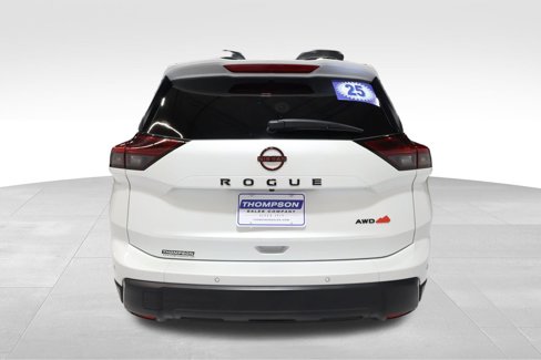 Used 2025 Nissan Rogue SV w/ Rock Creek Premium Package image 3