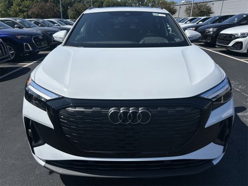 New 2025 Audi Q4 e-tron Premium Plus image 3