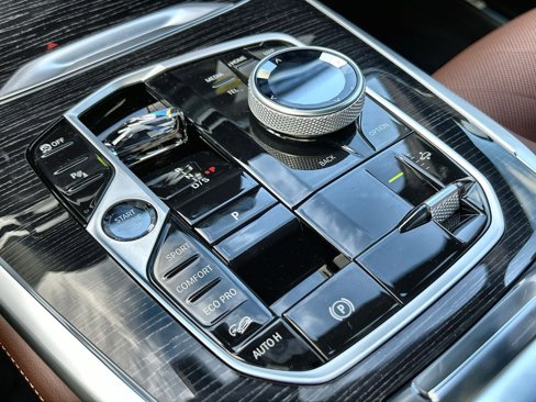 New 2026 BMW X7 xDrive40i w/ M Sport Package image 24
