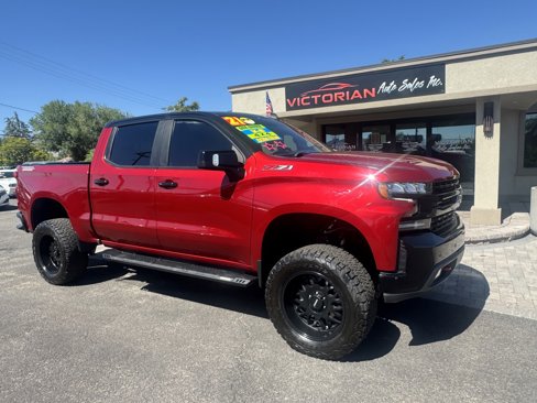 Used 2021 Chevrolet Silverado 1500 LT Trail Boss w/ Convenience Package II image 1