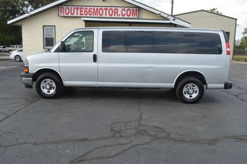 Used 2020 Chevrolet Express 3500 LT w/ LT Preferred Equipment Group image 3