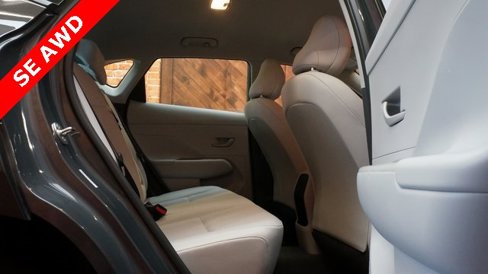 Used 2024 Hyundai Kona SE image 47