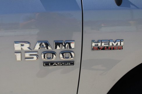 Used 2019 RAM 1500 Classic SLT image 8