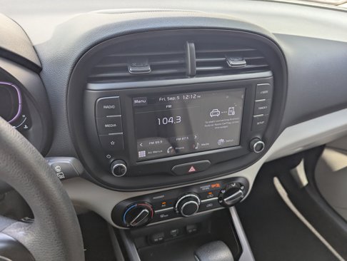 Certified 2023 Kia Soul LX image 23