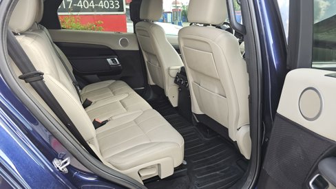 Used 2018 Land Rover Discovery HSE image 29