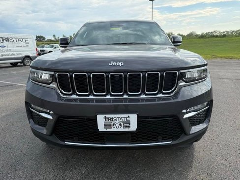 New 2025 Jeep Grand Cherokee Limited image 2