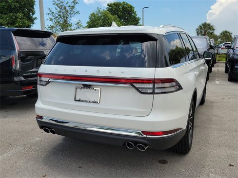 Certified 2023 Lincoln Aviator 2WD image 6