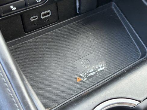 Used 2022 Chevrolet Tahoe LT image 28
