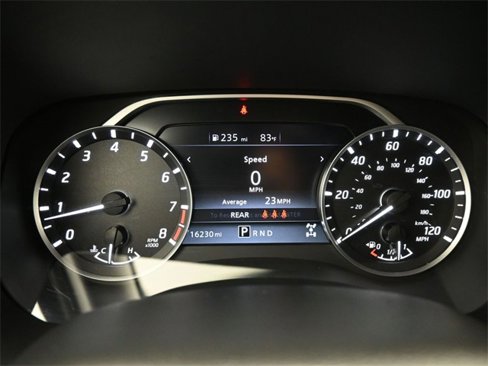 Used 2024 Nissan Frontier SV image 27