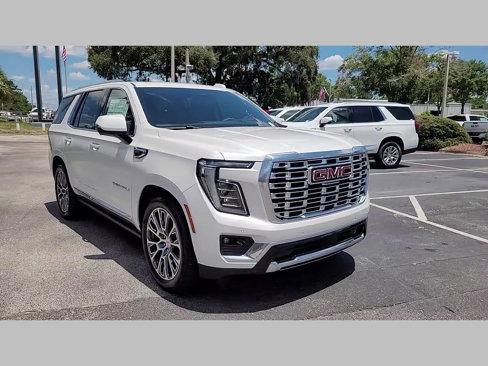 New 2025 GMC Yukon Denali w/ Denali Reserve Package image 34