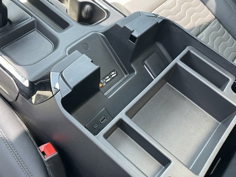 Used 2024 Chevrolet Silverado 1500 ZR2 image 25