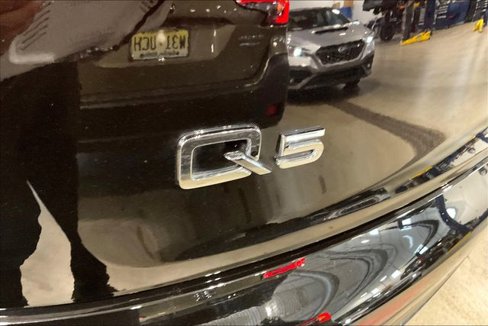 Certified 2025 Audi Q5 2.0T Premium image 8