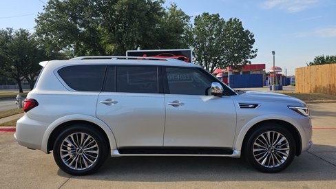 Used 2019 INFINITI QX80 Luxe image 7