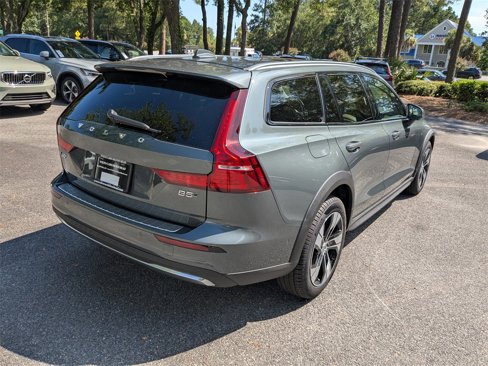 New 2026 Volvo V60 B5 Cross Country Plus w/ Protection Package Premier image 4