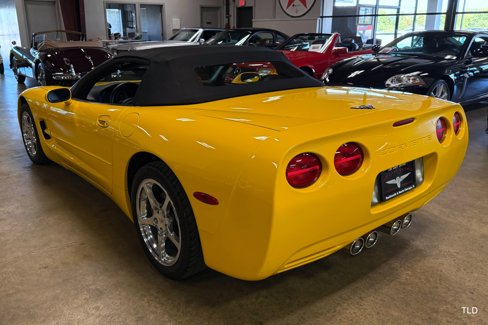 Used 2002 Chevrolet Corvette Convertible w/ Preferred Equipment Group2 image 23