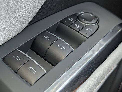 New 2026 Chevrolet Traverse High Country image 22