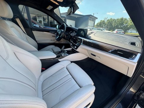 Used 2018 BMW 530i xDrive image 21