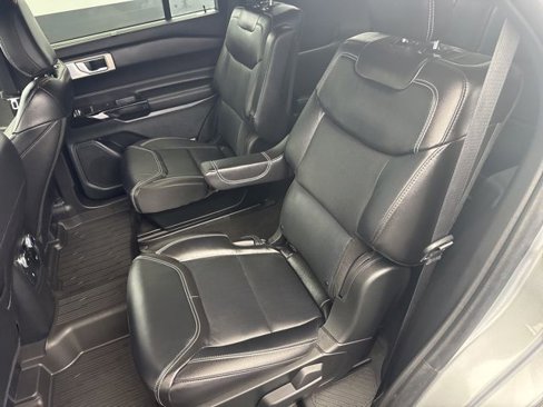 Used 2024 Ford Explorer ST w/ Technology Package image 32