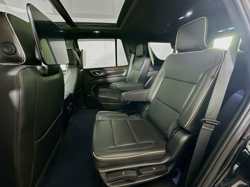 Used 2023 Chevrolet Tahoe Premier w/ Advanced Technology Package image 26