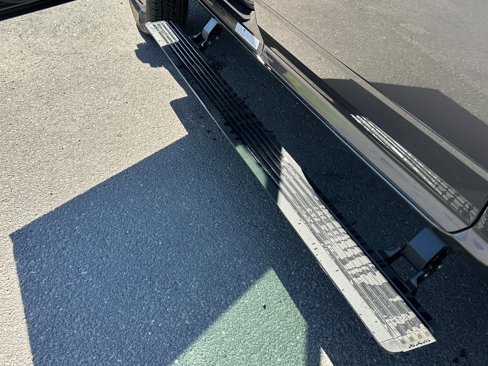 Used 2022 RAM 3500 Limited image 13