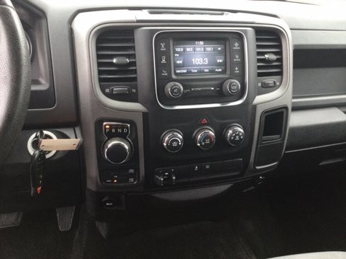 Used 2017 RAM 1500 Express image 23