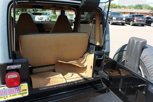 Used 1997 Jeep Wrangler Sahara image 23