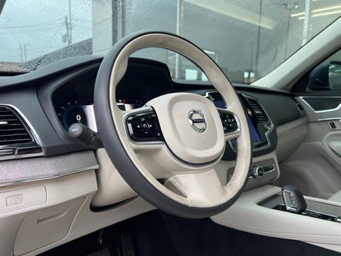 Used 2023 Volvo XC90 B6 Plus w/ Protection Package Premier image 37