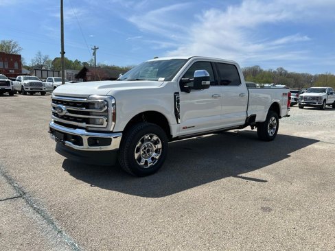 New 2025 Ford F350 King Ranch w/ Chrome Package image 4