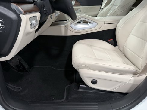 New 2026 Mercedes-Benz GLE 350 4MATIC image 11