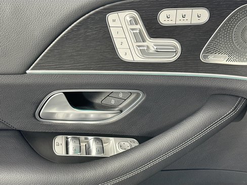 Used 2024 Mercedes-Benz GLE 450 4MATIC image 18