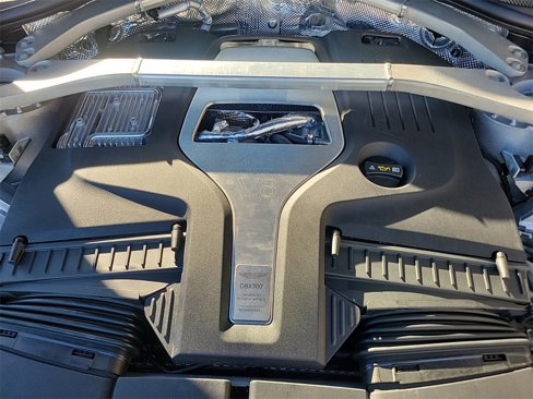 New 2025 Aston Martin DBX 707 image 23