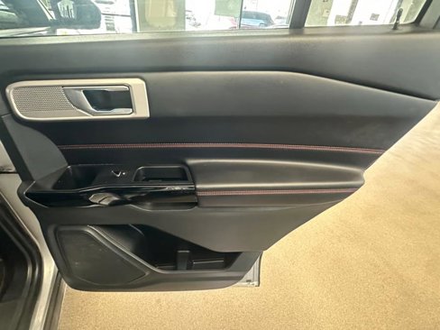 Used 2022 Ford Explorer ST-Line image 38