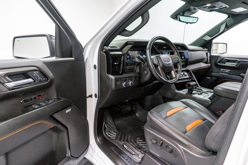 Used 2025 GMC Sierra 1500 AT4 w/ AT4 Premium Package image 13