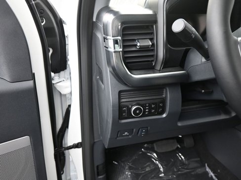 New 2026 Ford F350 4x4 Crew Cab Super Duty image 22