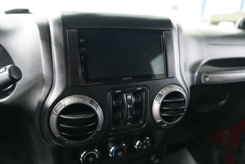 Used 2013 Jeep Wrangler Unlimited Sport image 22
