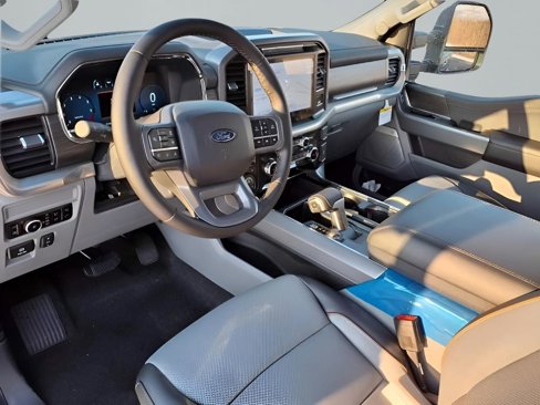 New 2025 Ford F150 Lariat w/ Equipment Group 501A Mid image 17