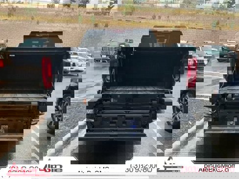 Used 2023 GMC Sierra 1500 AT4X image 38