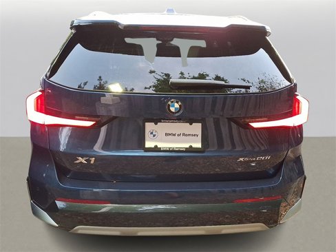 Used 2025 BMW X1 xDrive28i w/ Technology Package image 5