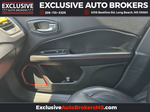 Used 2019 Jeep Compass Trailhawk image 24