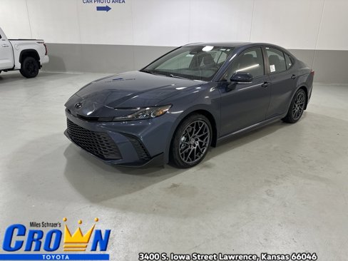 New 2026 Toyota Camry SE image 3