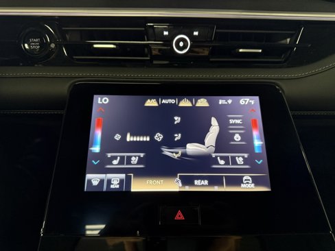 Used 2025 INFINITI QX80 Sensory image 14