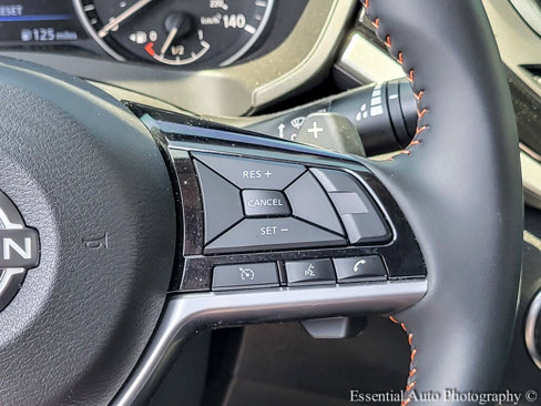 Used 2025 Nissan Altima 2.5 SR w/ SR Premium Package image 19