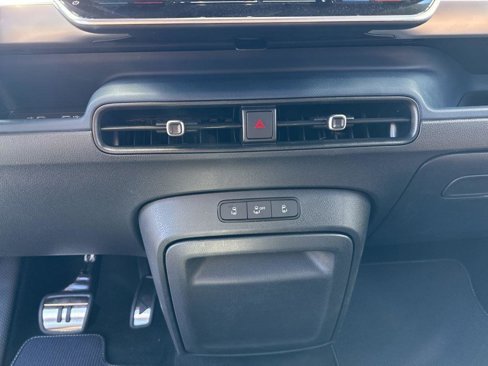 New 2025 Volkswagen ID. Buzz Pro S image 15